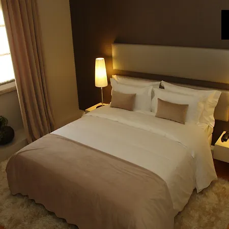 Castilho House 4* ליסבון